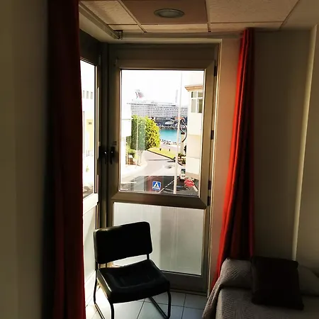 Apartament 2v Luxury Near